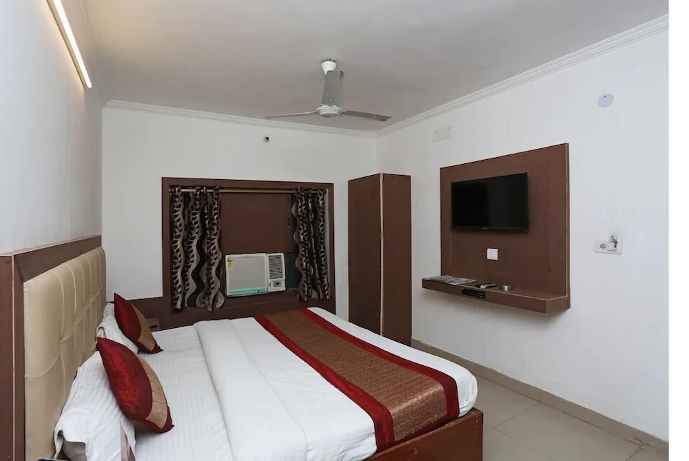 Superior Room, City View