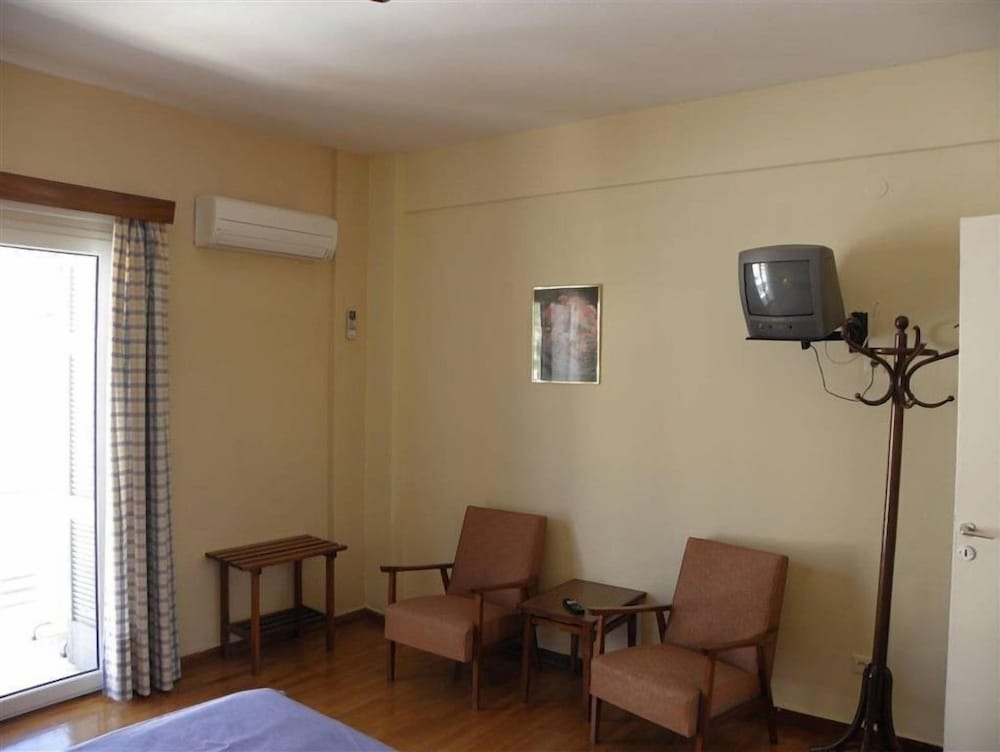 Economy Double or Twin Room photo 2
