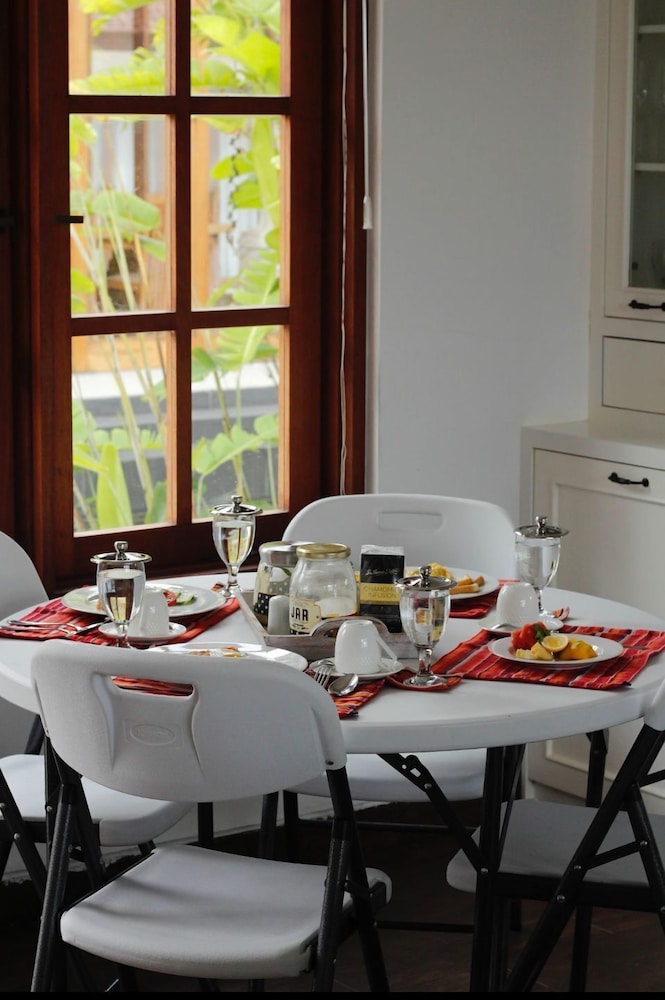 Villa photo 2