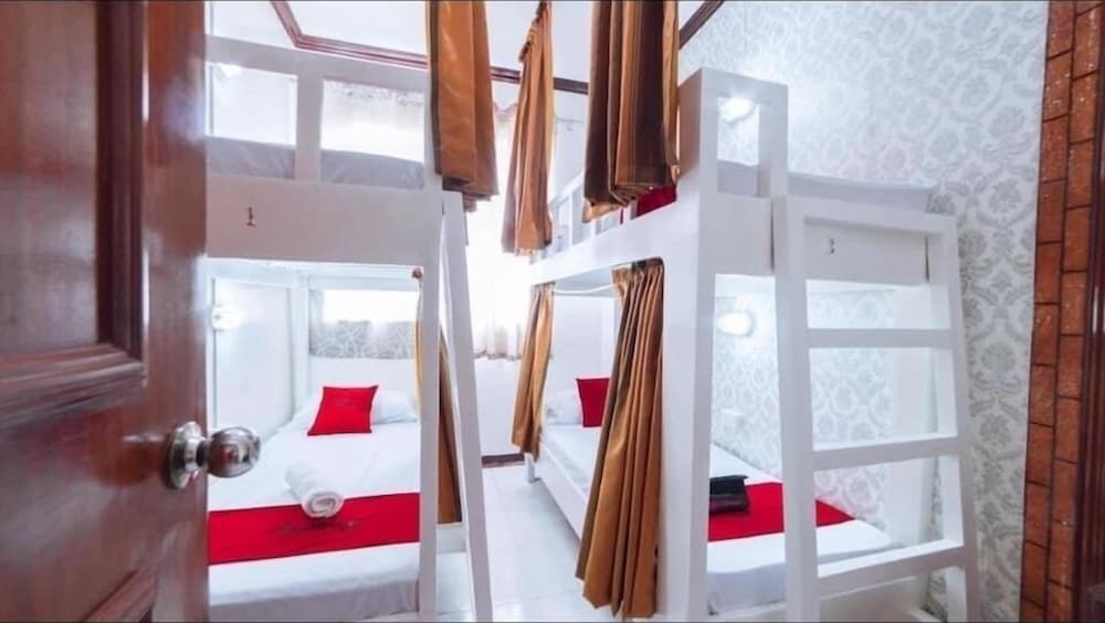 Quadruple Room photo 1