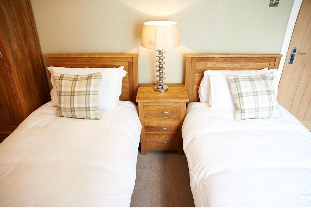Double Or Twin Room, Ensuite (Curlew) photo 2