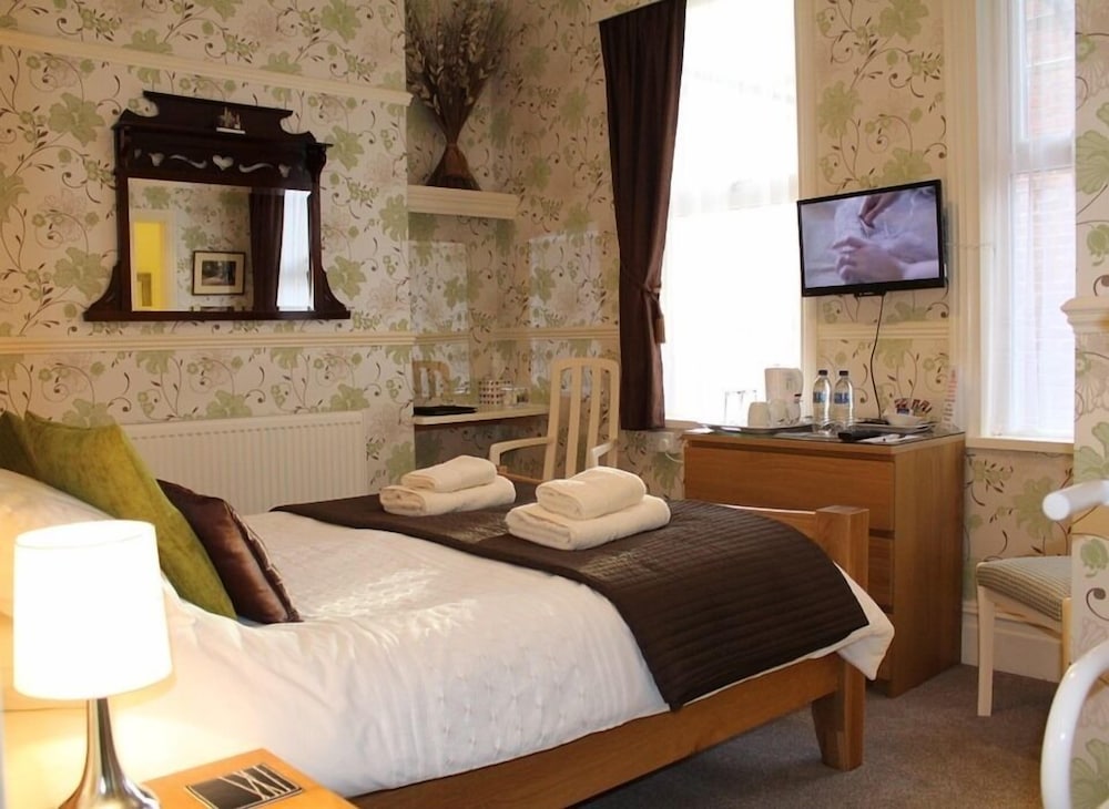 Comfort Double Room, Ensuite (Anne) photo 3