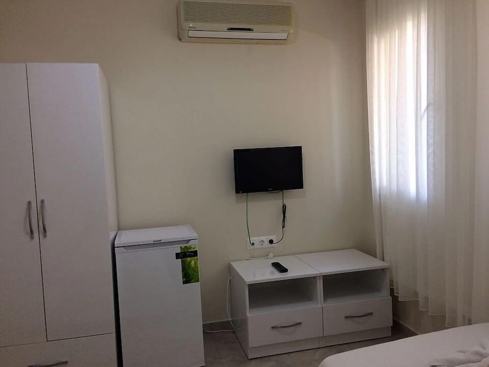Economy Twin Room, 1 Bedroom, Ground Floor photo 3