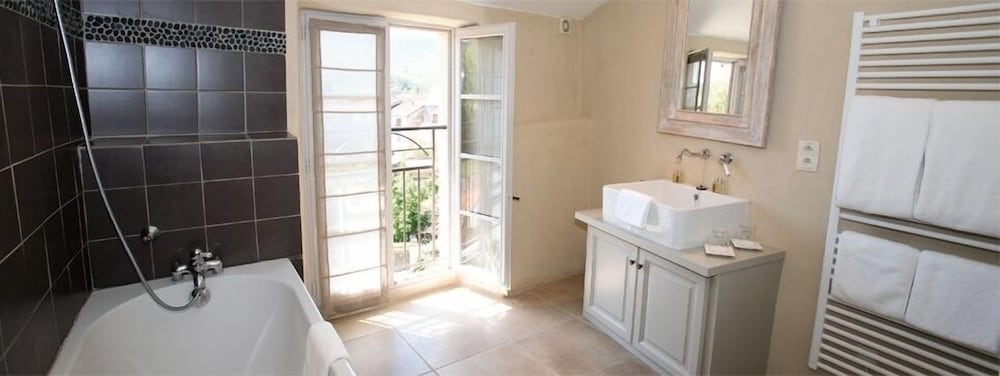 Suite, Mountain View photo 3