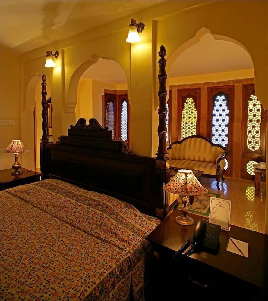 Standard Room, 1 Queen Bed - Photo 22