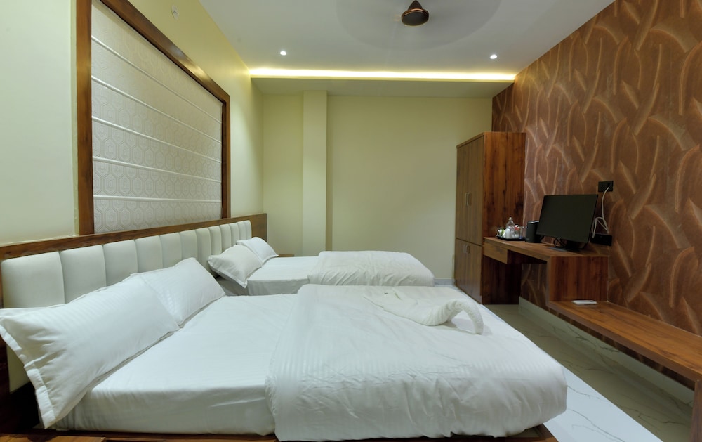 Superior Double or Twin Room photo 2