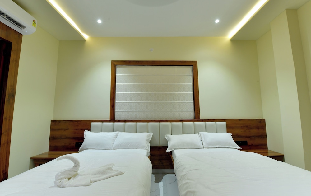 Superior Double or Twin Room photo 1