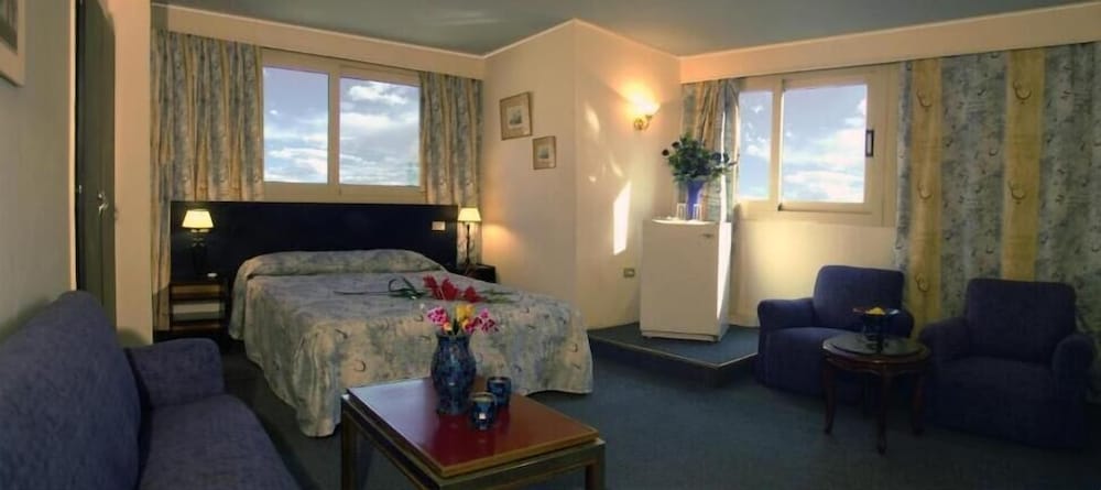 Executive Room photo 1
