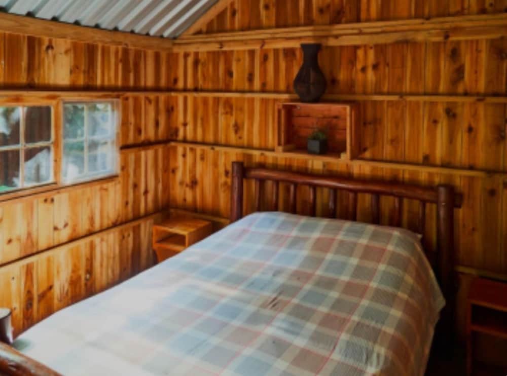 Basic Single Room, Garden View photo 3