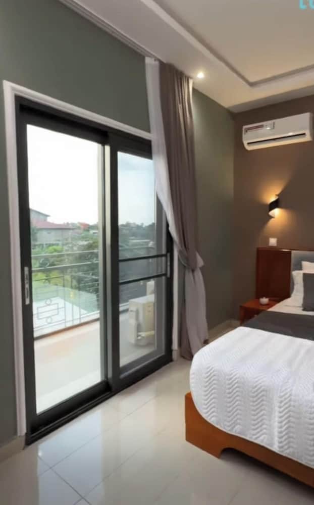 Premium Studio Suite, Pool Access
