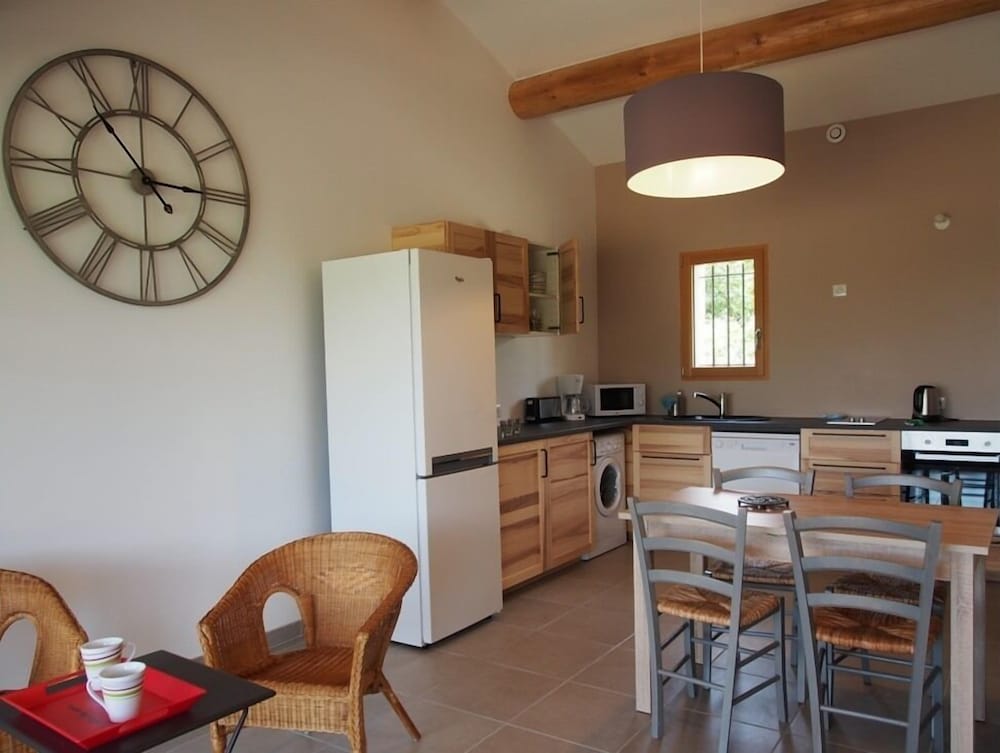 Superior Villa, Ensuite, Mountain View (Figuière) photo 3