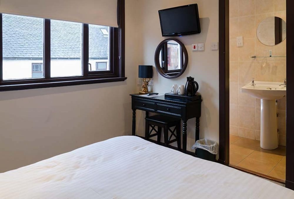 Standard Double Room photo 3