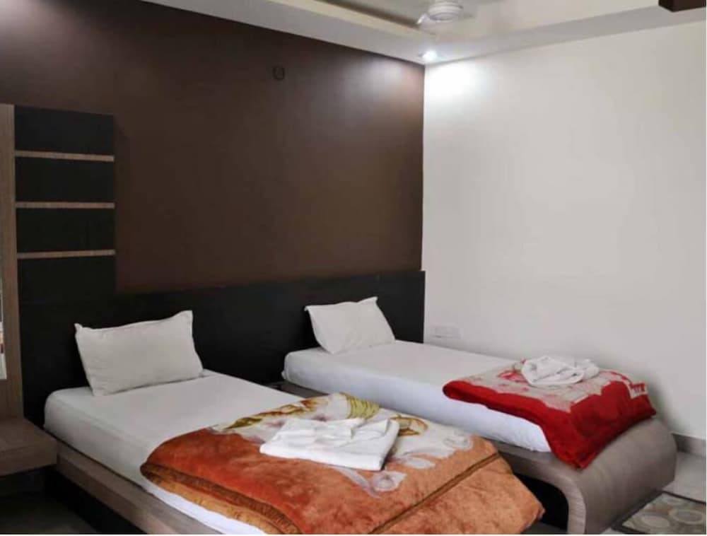 Deluxe Double Room photo 2