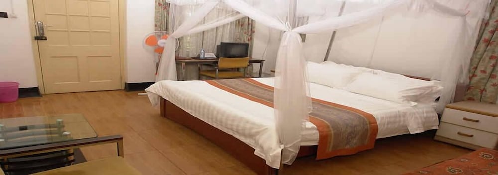 Double Room - Photo 1