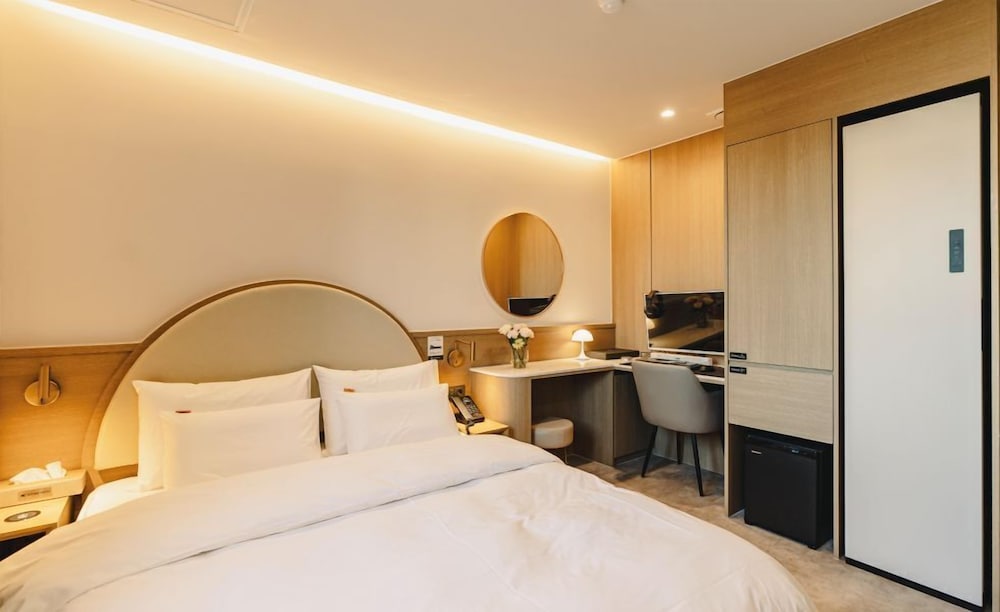 Deluxe Double Room photo 2