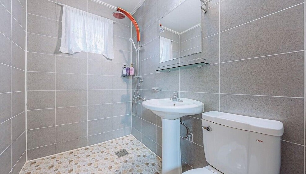 Room (osondoson(organization)) - Photo 5