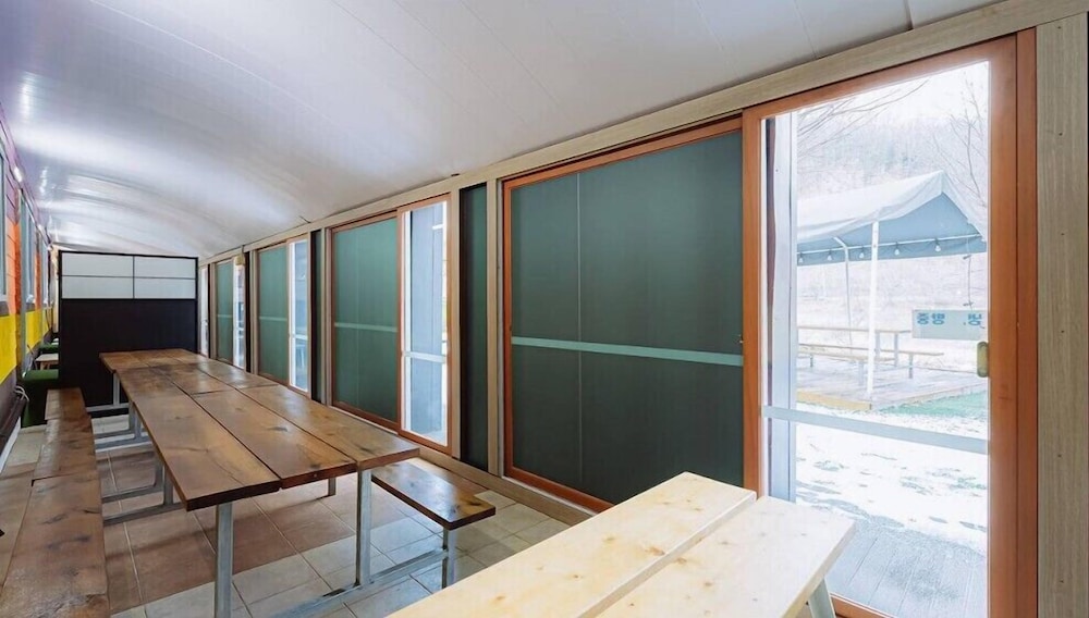 Room (sellin) - Photo 7