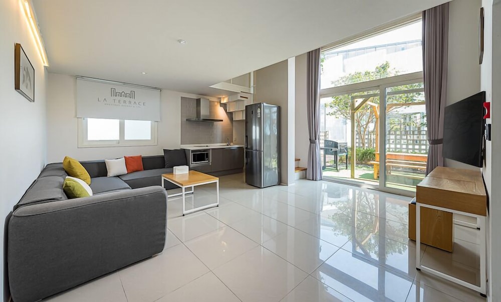 Ocean Garden Terrace (Duplex)