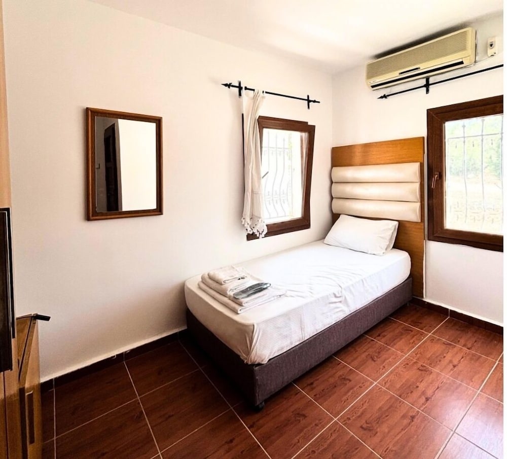 Deluxe Single Room photo 1