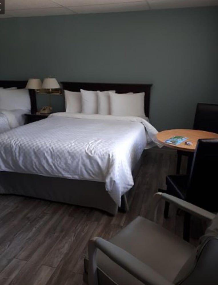 Classic Double Room, 2 Double Beds, Balcony photo 1
