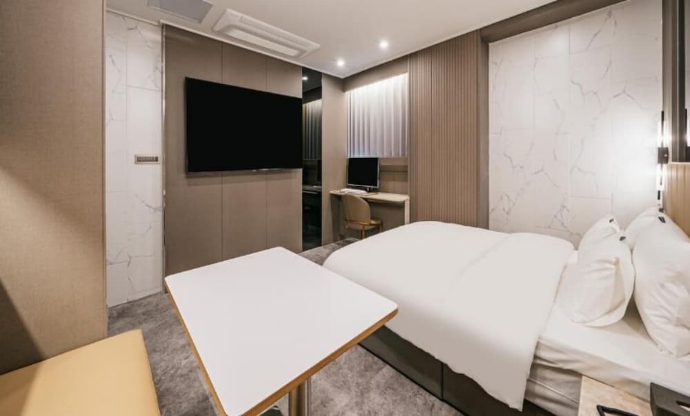 Deluxe Double Room - Photo 5