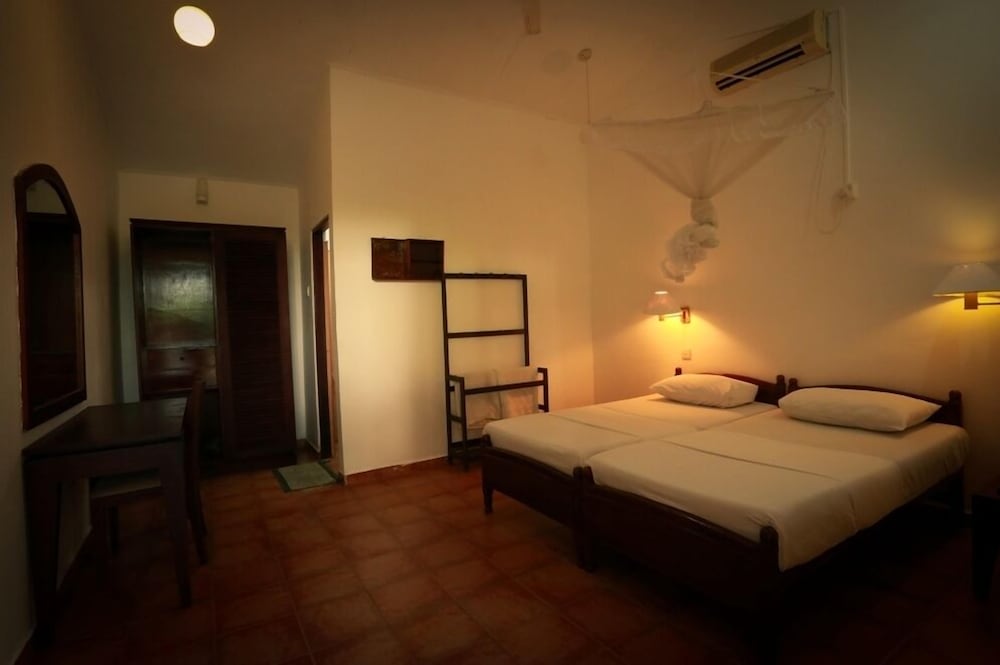 Economy Double Room, 1 Bedroom, Non Smoking, Garden View