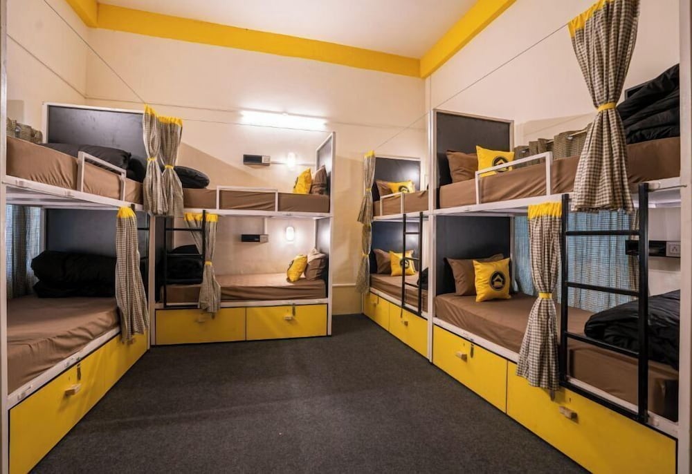 Bed in 10 Bed Mixed Dormitory photo 1