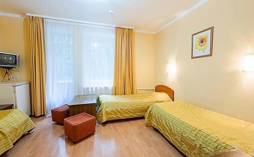 Standard Triple Room photo 2