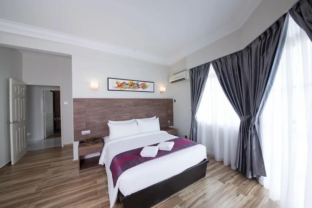 One Bedroom Apartment