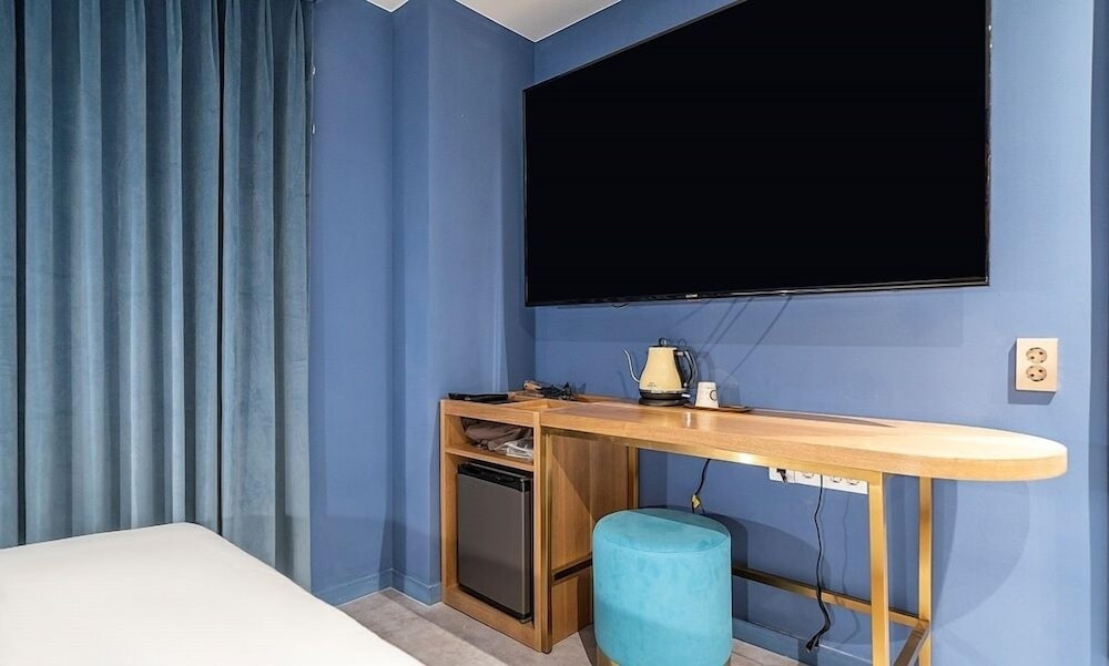 Deluxe Double Room - Photo 8