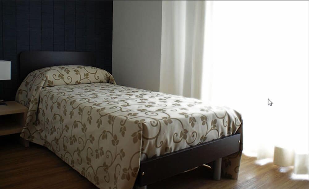 Single Room photo 1