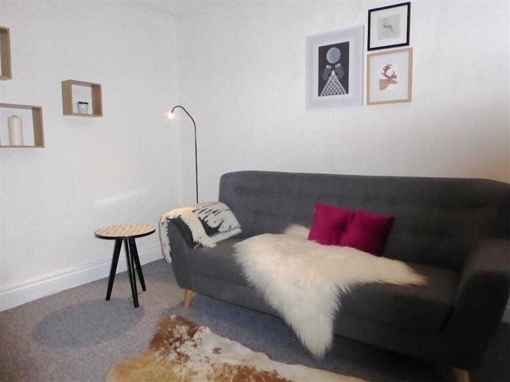 Apartment photo 1