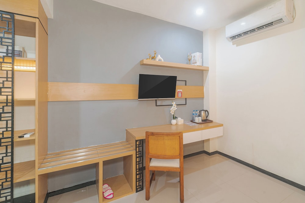 Deluxe Double or Twin Room - Photo 14