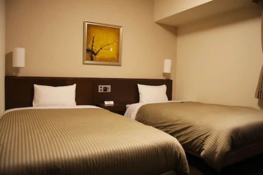 Twin Room, Non Smoking - Photo 1