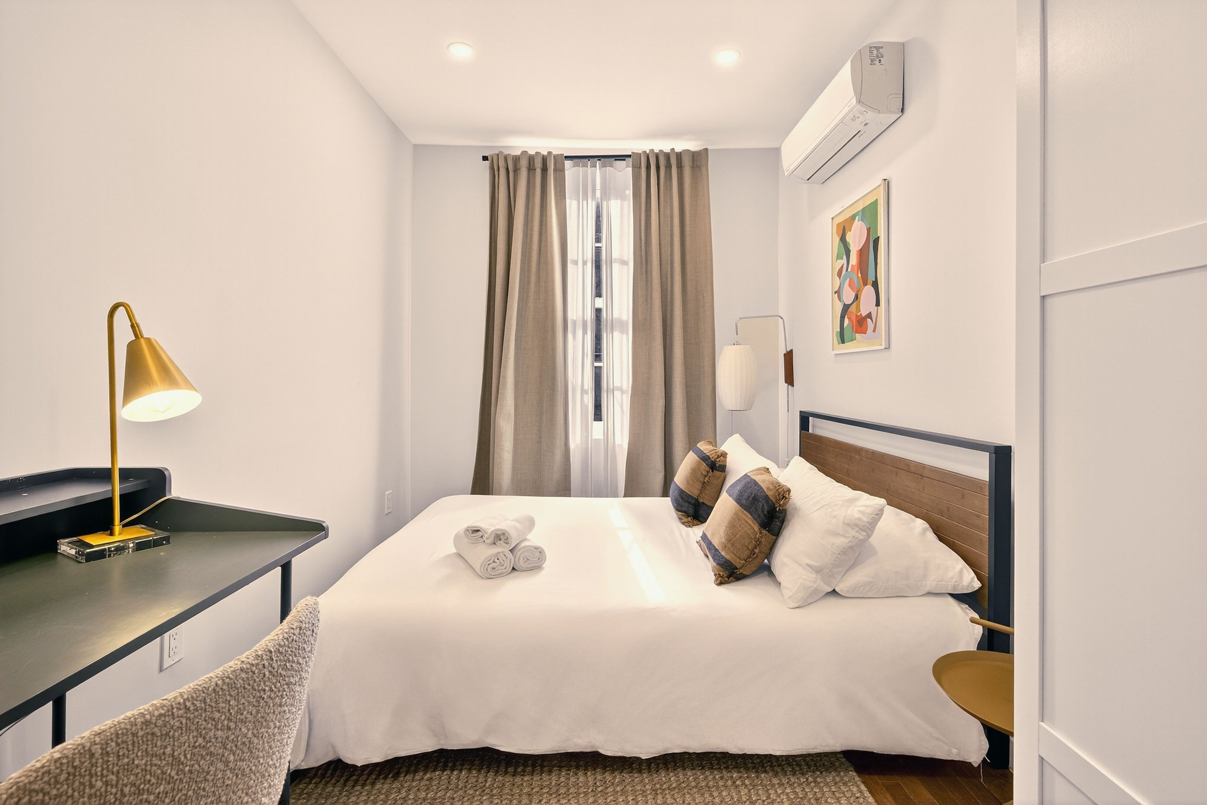 Double Room with Shared Bathroom photo 1