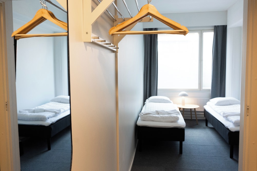 Basic Double Room, Private Bathroom photo 3