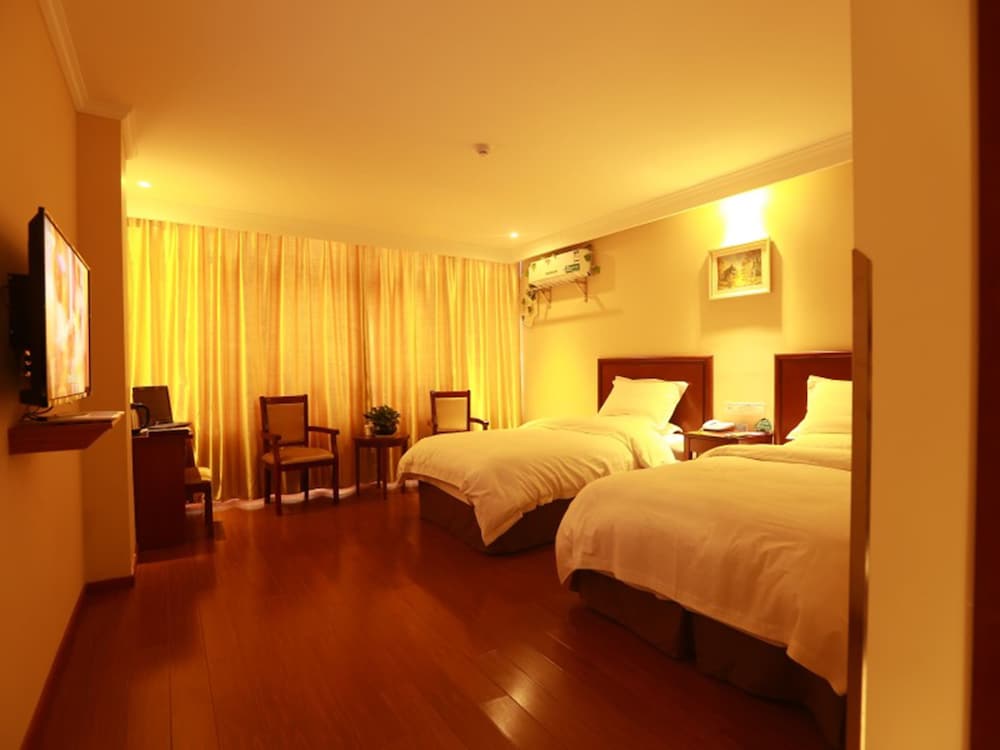 Standard Twin Room photo 3