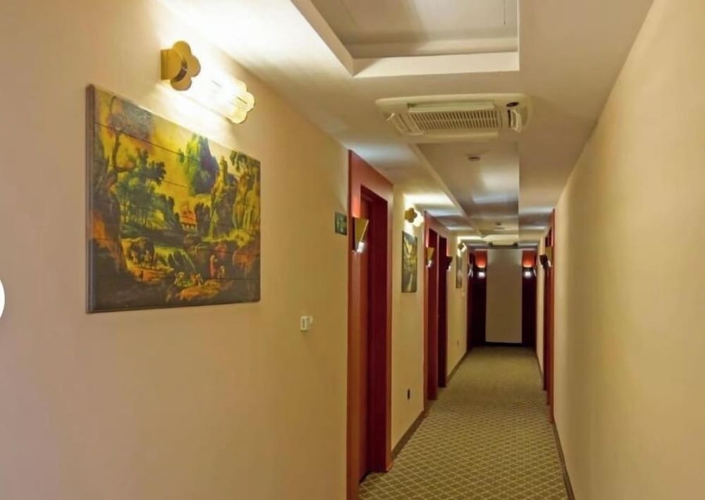 Comfort Double or Twin Room, Balcony, Courtyard View