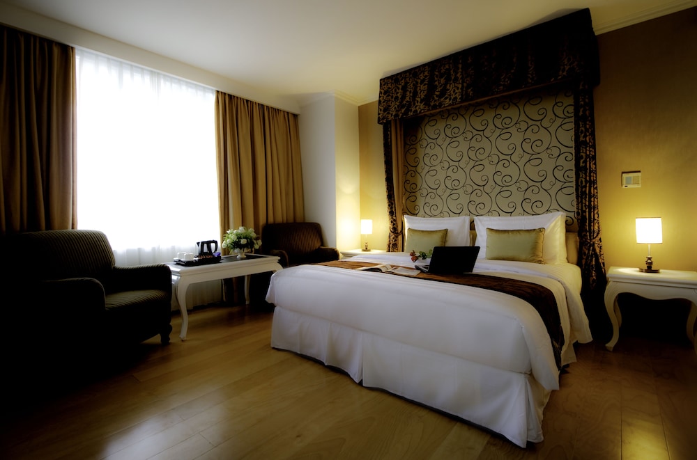 Deluxe Room - Photo 1