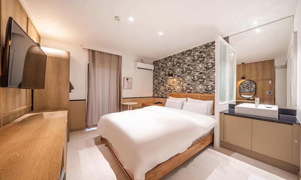 Room, Terrace