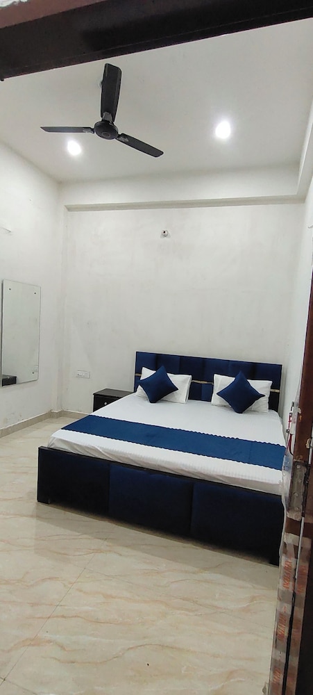 Deluxe Double Room, City View