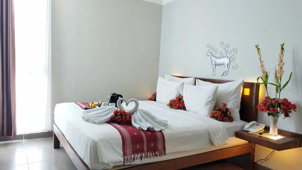 Deluxe Double Room - Photo 14