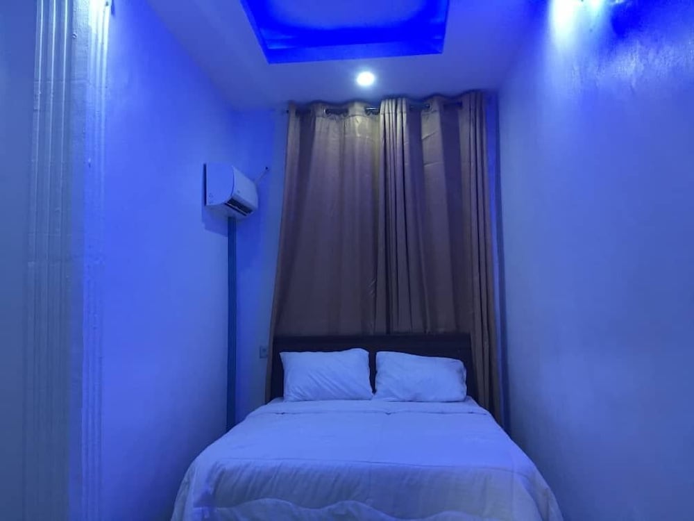 Basic Single Room