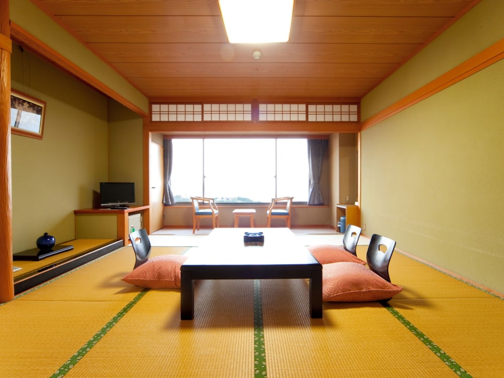 Japanese-Style Room