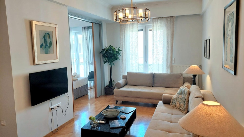 Apartment photo 2