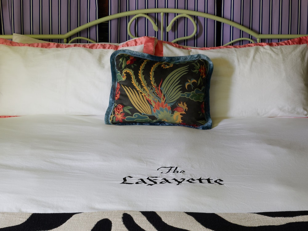 The Lafayette Hotel, Swim Club & Bungalows, Bild 3