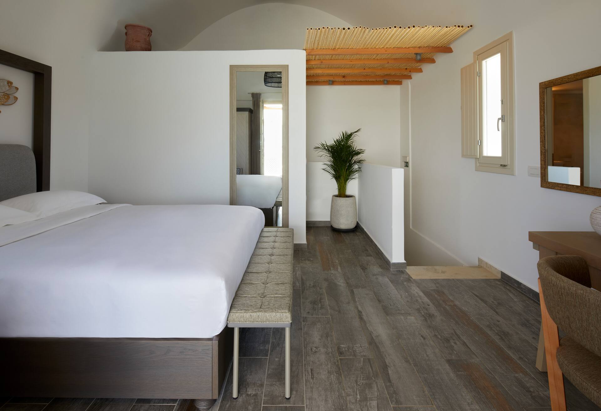 King Guest Room with Hot Tub