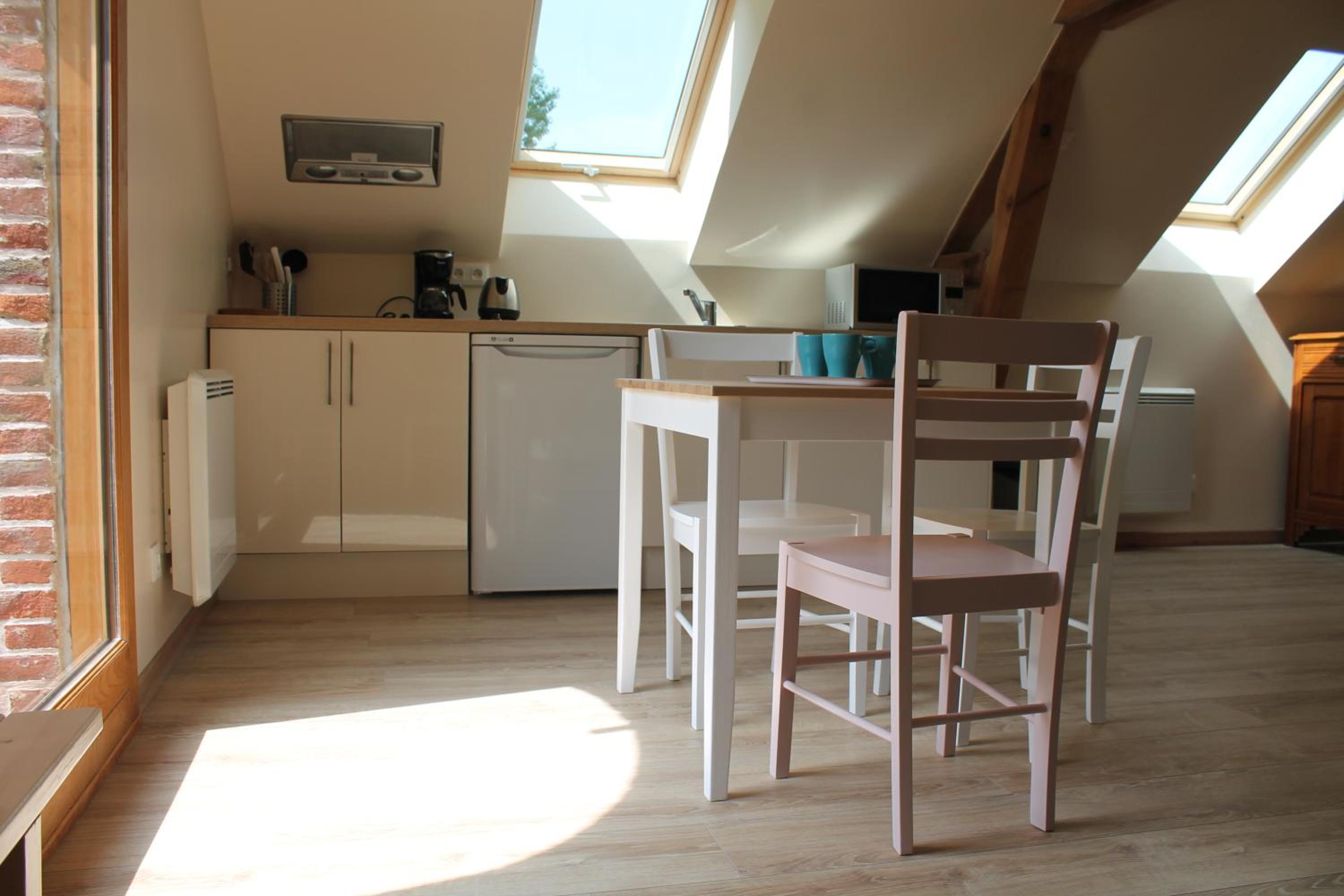 Studio with Garden View - Photo 4