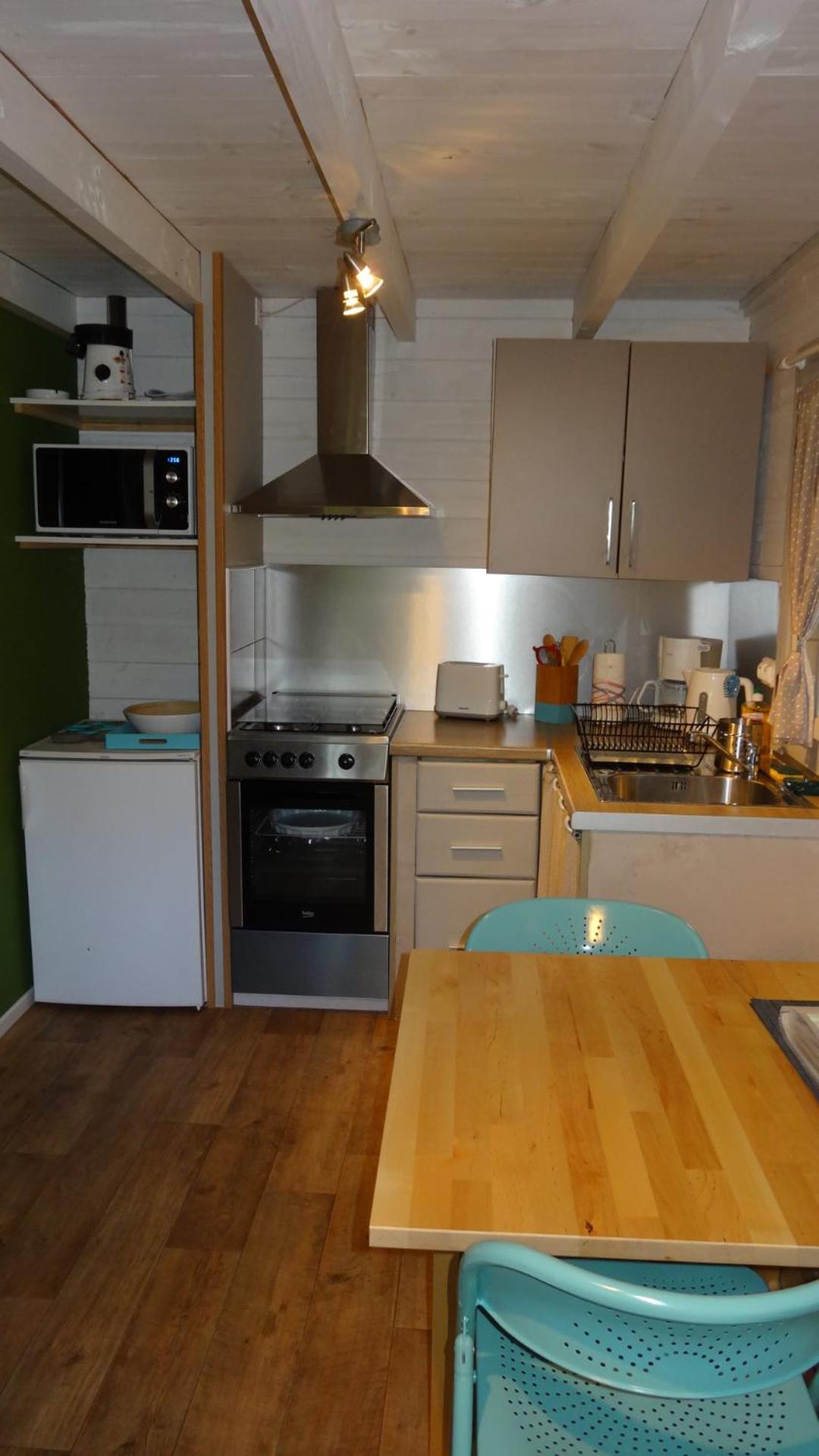 One-Bedroom House photo 2