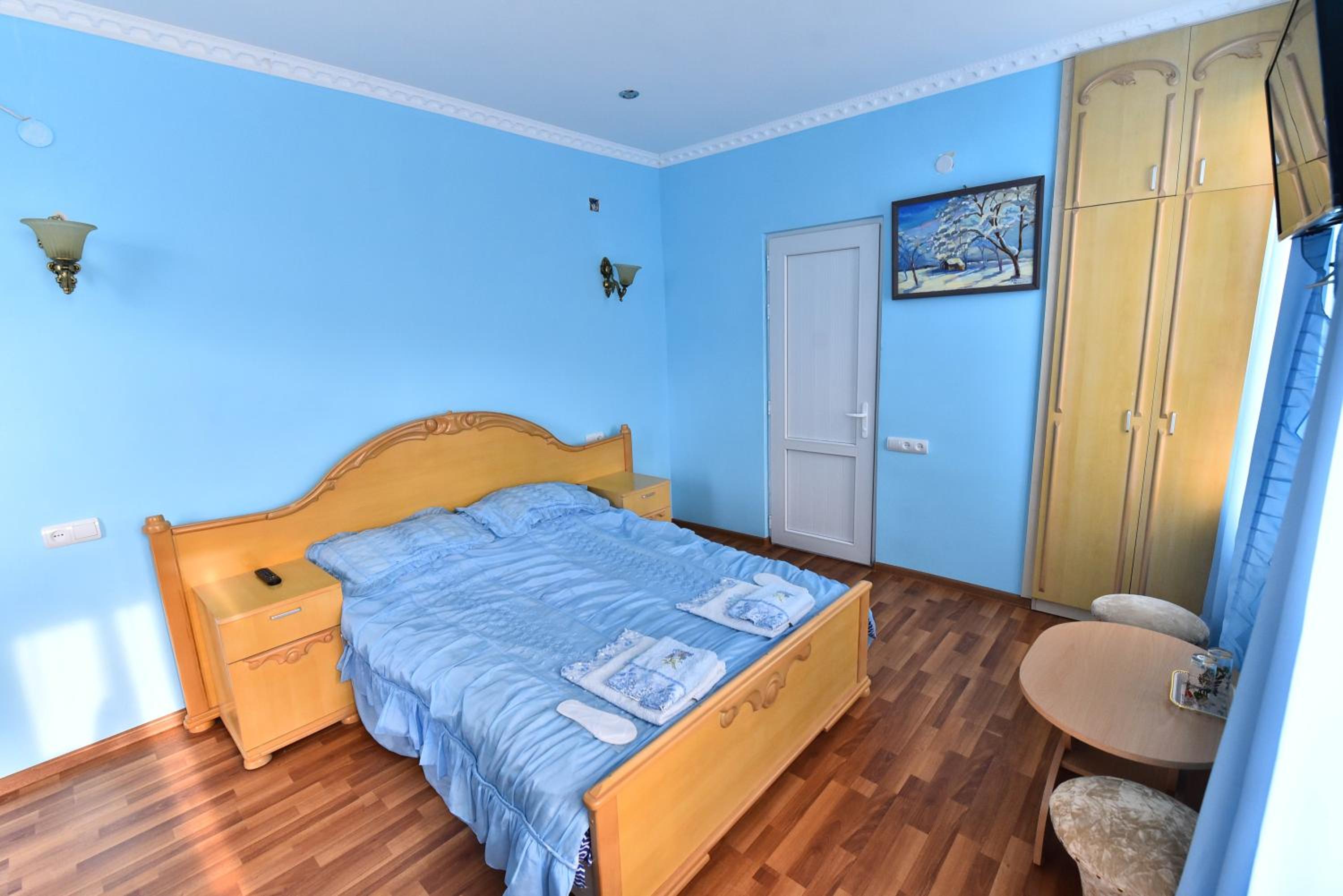 Standard Double Room photo 2